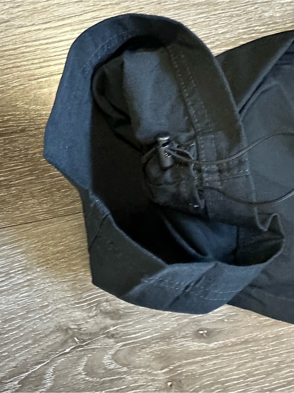 Eddie Bauer Black Capri Pants - Picture 7 of 8